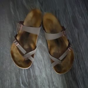 Stone Color MAYARI SANDAL